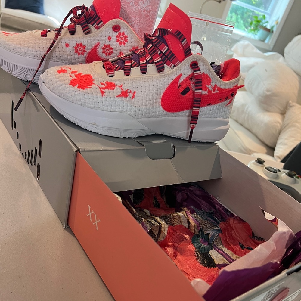 Nike Mimi Plange x LeBron 20 Premium XX EP 'Ceremony' Men’s 8, Brand New in Box!
